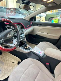 هیوندای ئەلەنترا